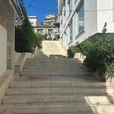 Villa Center *