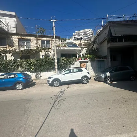 Βίλα Center Σαράντα